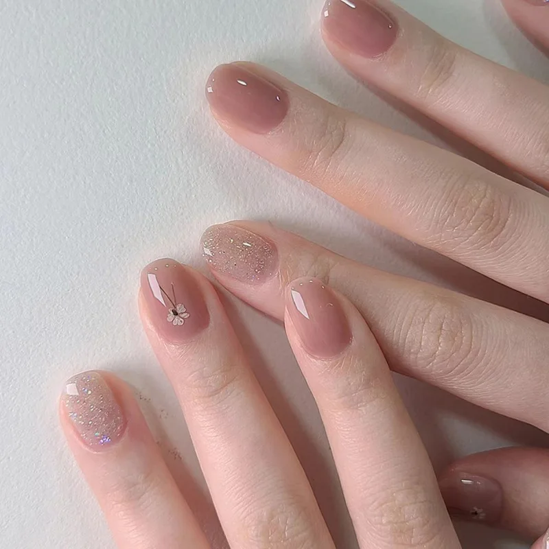 

24PCS Vintage French Press-On Nails – Short Round Shape With Nude Base & Delicate Floral Glitter False Nail For Women Girl