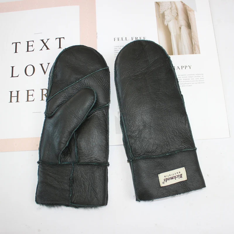 New Winter Warm Women\'s Sheepskin Gloves Thickened Wool Lined Solid Finger Leather Gloves