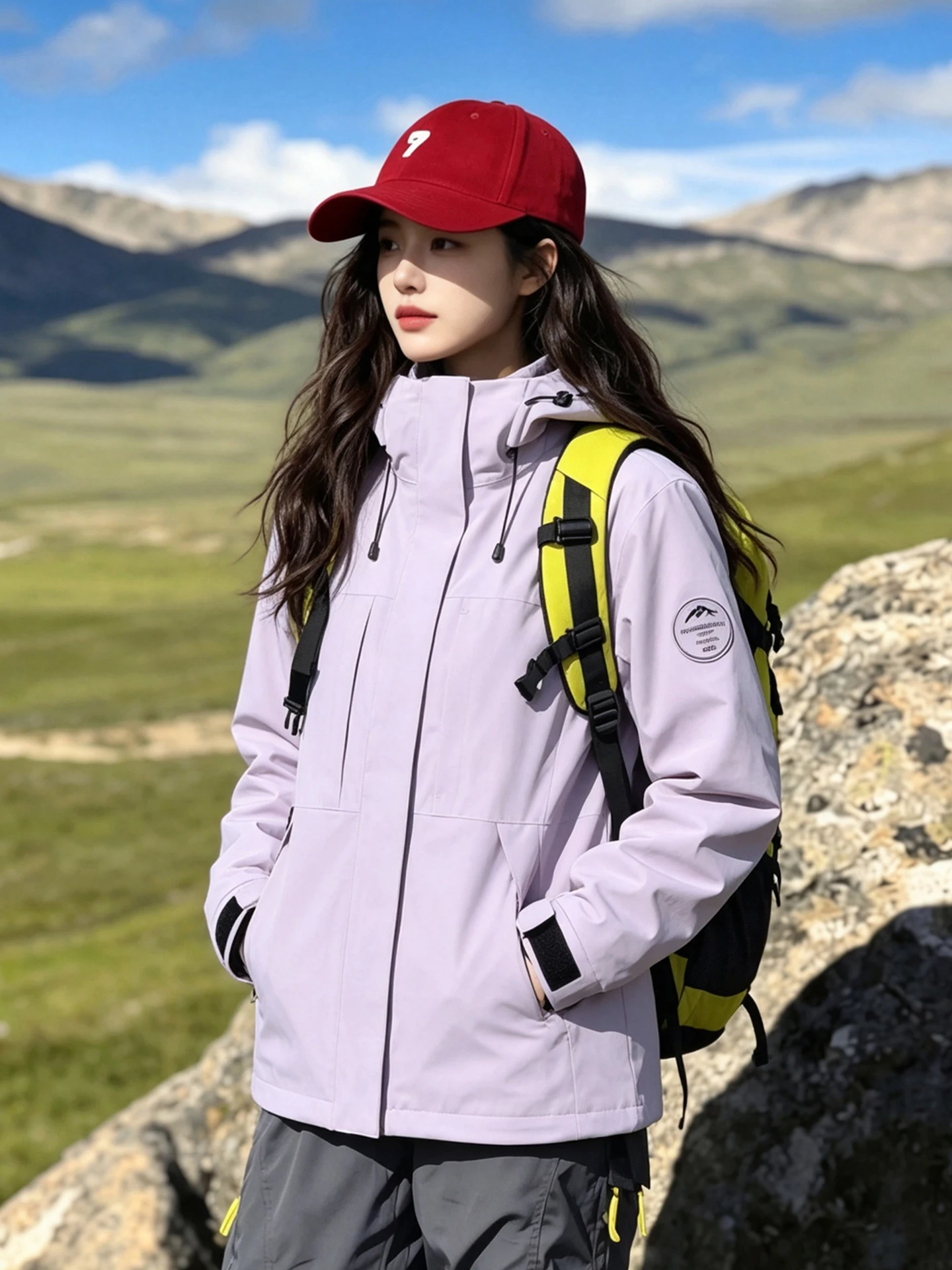 Outdoor Windproof Hooded Hiking Jacket Men's Warmth Three-in-One Fleece Lined Mountain Series Zipper Closure Long Sleeve Jacket