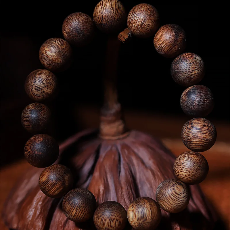 Vietnam Nha Trang White Kyara Agarwood Bracelet Sugar Knot Old Materials Wooden Buddha Beads Single Circle Men and Women Crafts