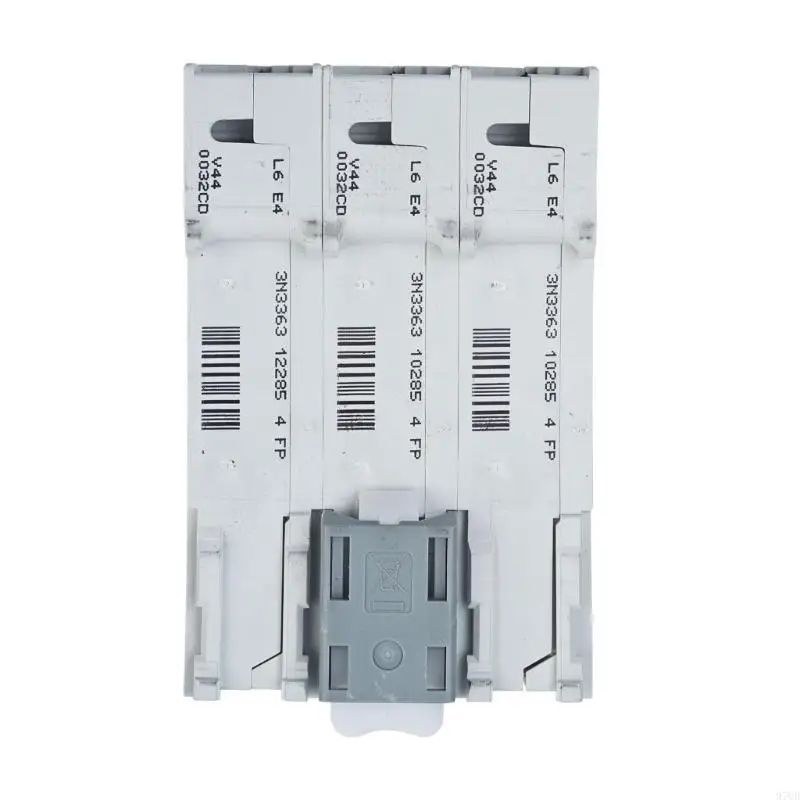 97QD 3Pin 32A BICONNECT DIRCUITS BRUSSING REPLECTION 3 POLES CIRCUITS MINIATURE CIRCUITS