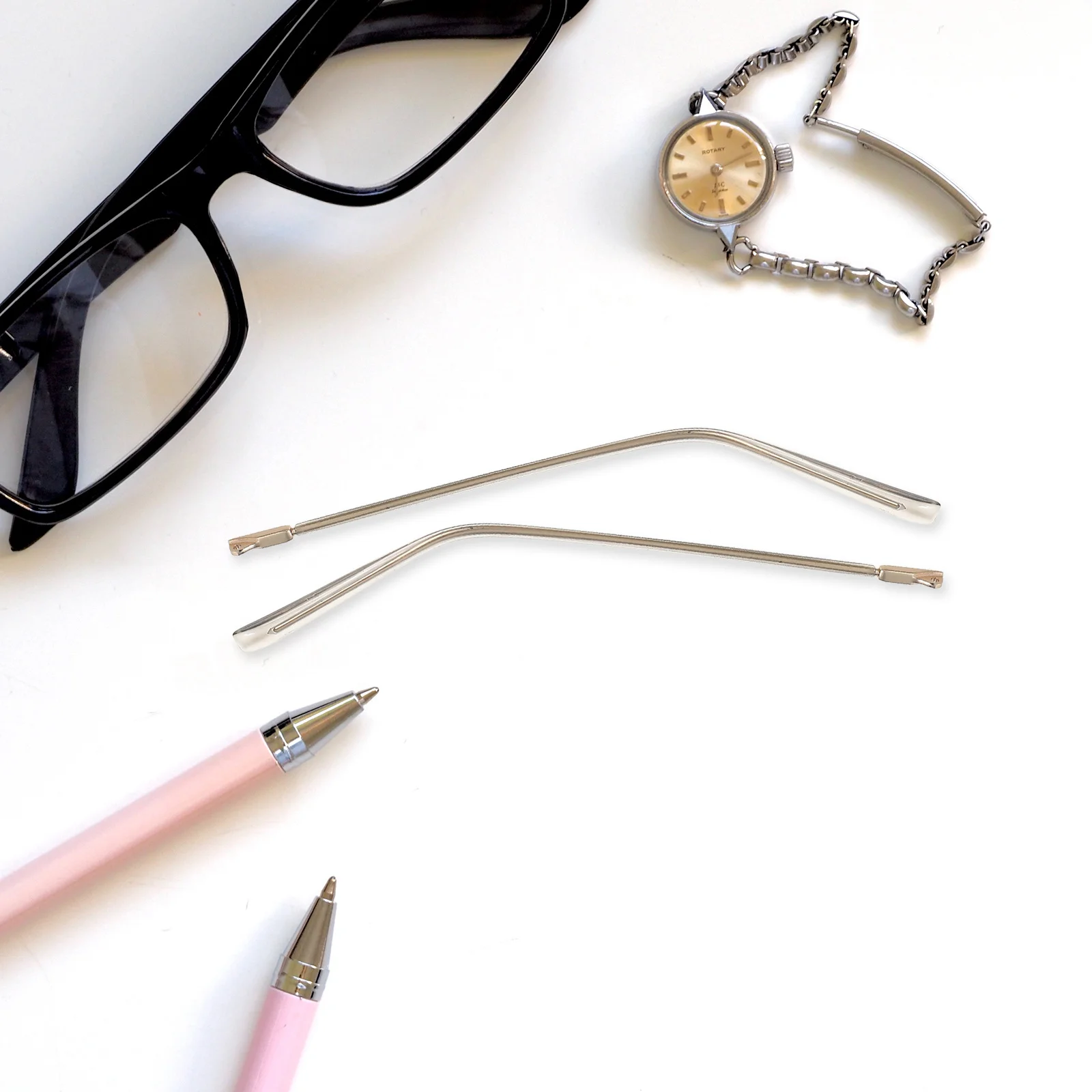 

1Pair Eyeglasses Arm Replacement Universal Metal Glasses Arms Legs for Sunglasses Reading Glasses Durable Eyeglasses