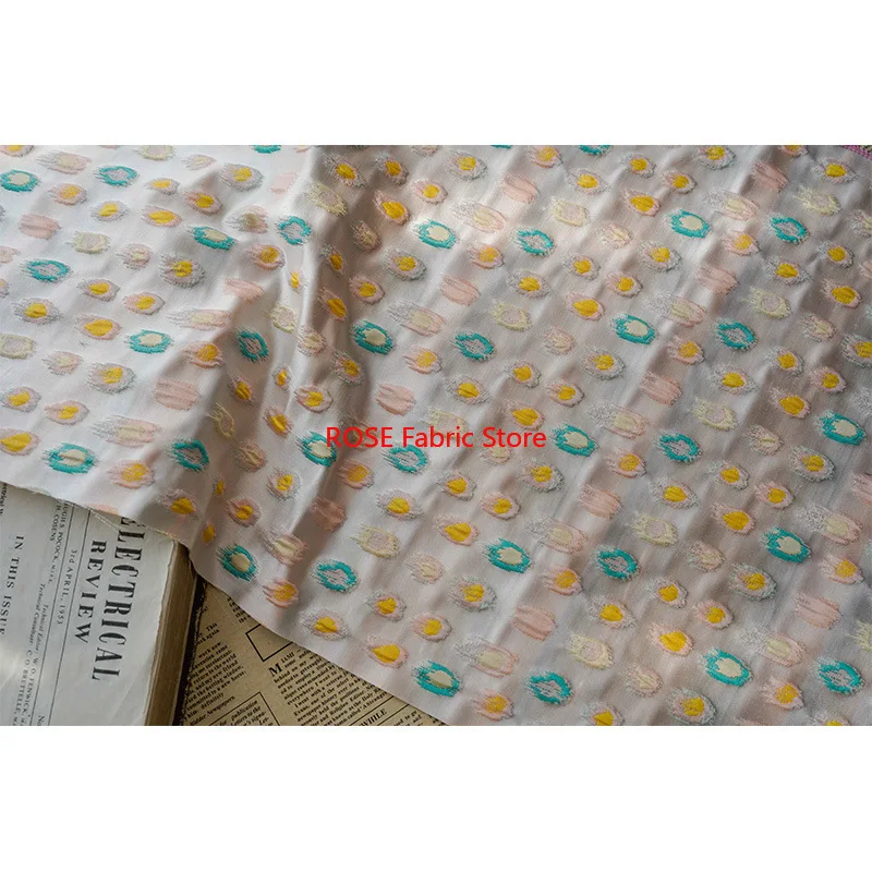 1미터 살구색 엠보싱 원사 염색 자카드 원단 봄 가을 여성 드레스 가방 DIY 재봉 원단