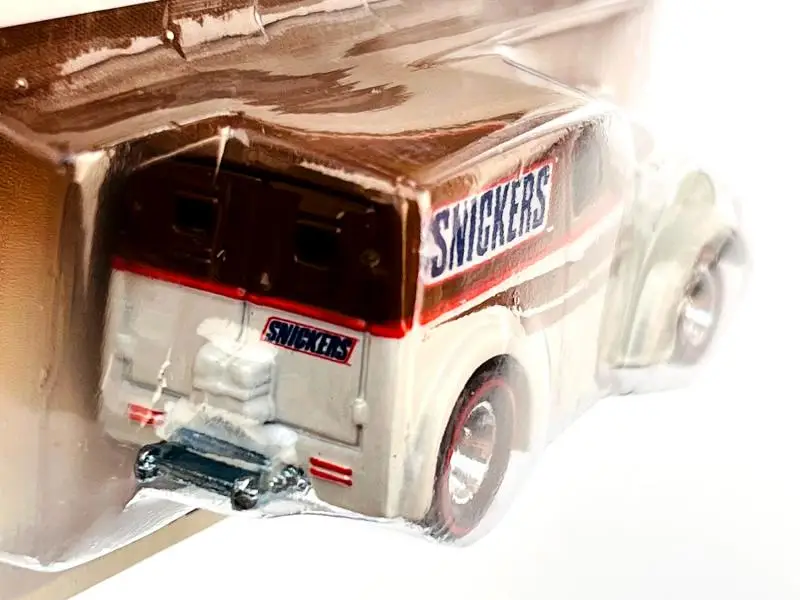 Hot Wheels 1:64 2013 anglia panel truck  limited collection of die cast alloy trolley model ornaments