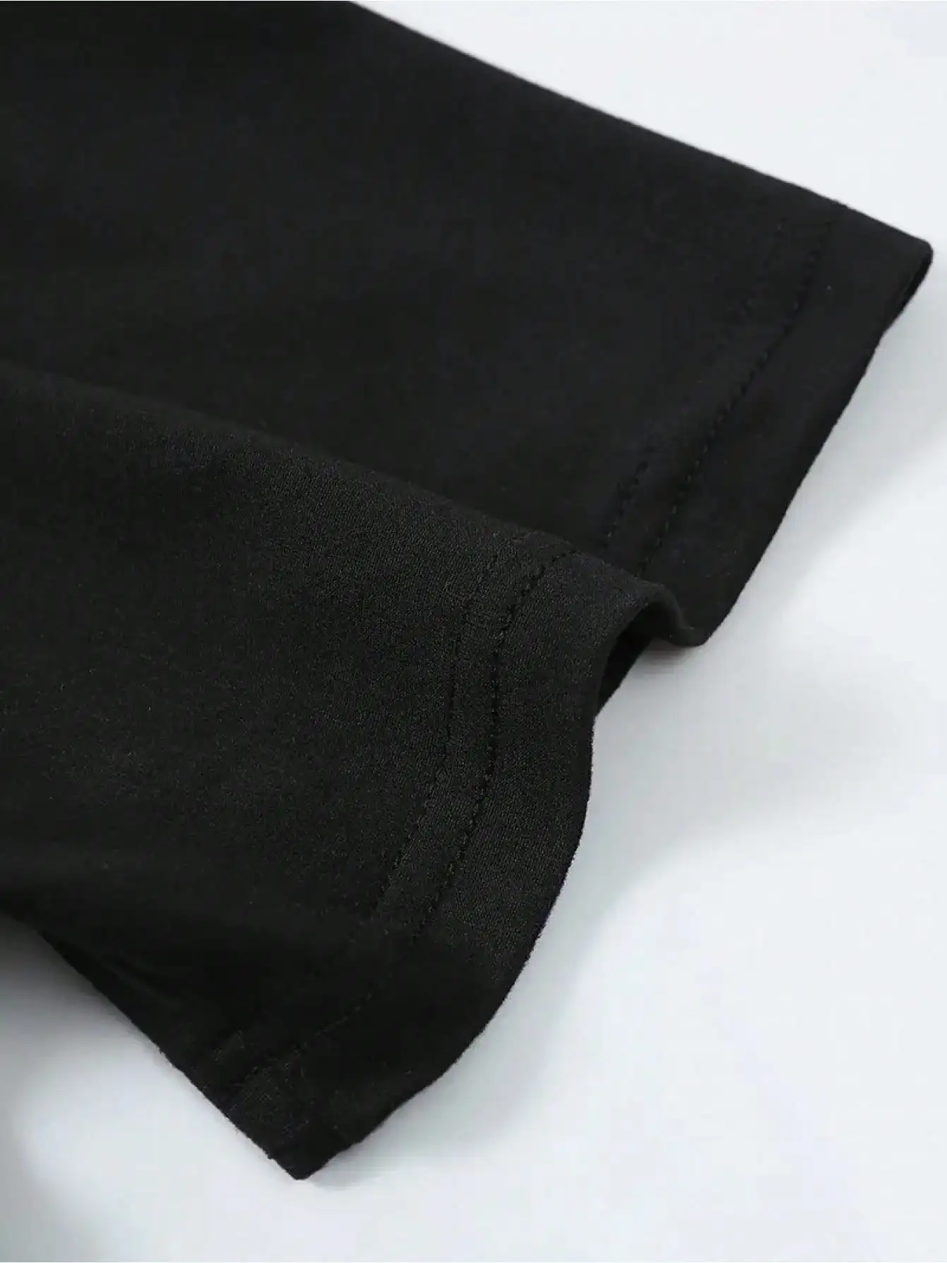 تي شيرت رجالي برسومات كالفين وهوبز باللون الأسود كاجوال برقبة دائرية وأكمام قصيرة من القماش المحبوك بتصميم كرتوني مرح متوسط التمدد