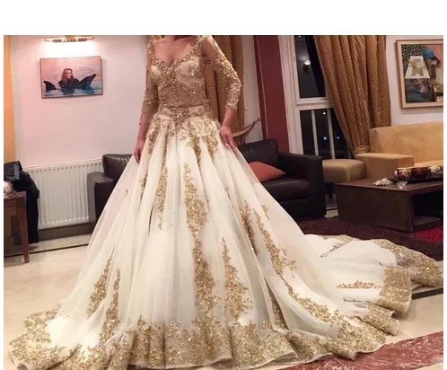 

Customized Newest A Line Plus Size Customized V Neck 3/4 Sleeve Bridal Gowns Gold Lace Applique Beads Muslim Wedding Dresses