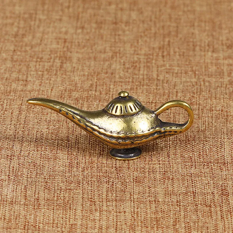 Brass Aladdin Magic Lamp Figurines Miniatures Creative Keychain Pendant Decoration Trinket Metal Copper Oil Lamp Keyring Hanging