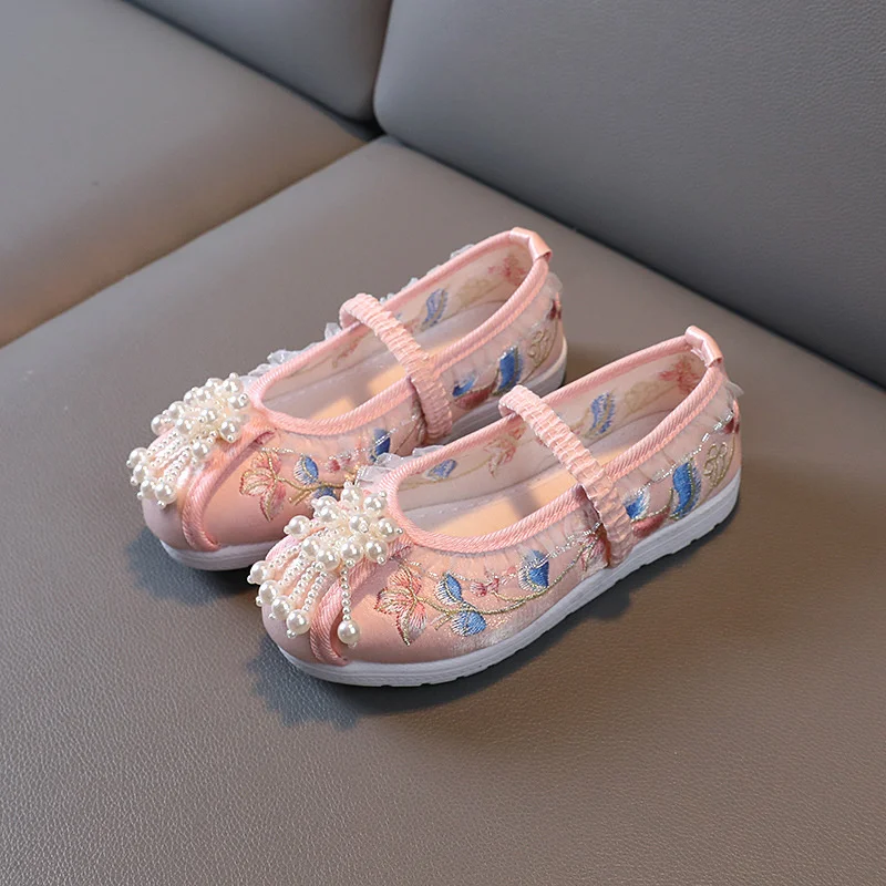 Girls' Princess embroidered shoes ethnic style children's Hanfu shoes pearl decoration performance old Beijing cloth shoes