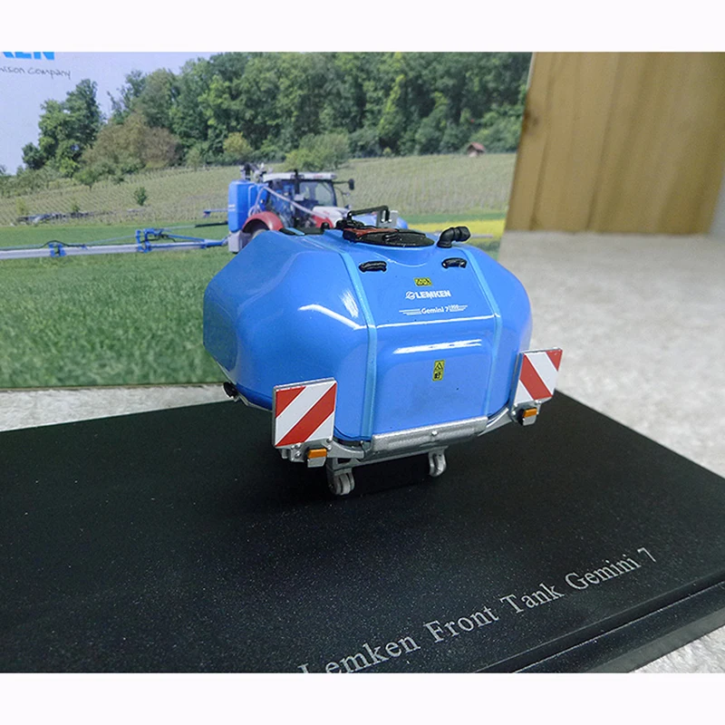 

Diecast Alloy 1:32 Lemken Front Tank Gemini 7 Tractor Accessories Spray Tank Model Blue Adult Classic Collection Souvenir Gift