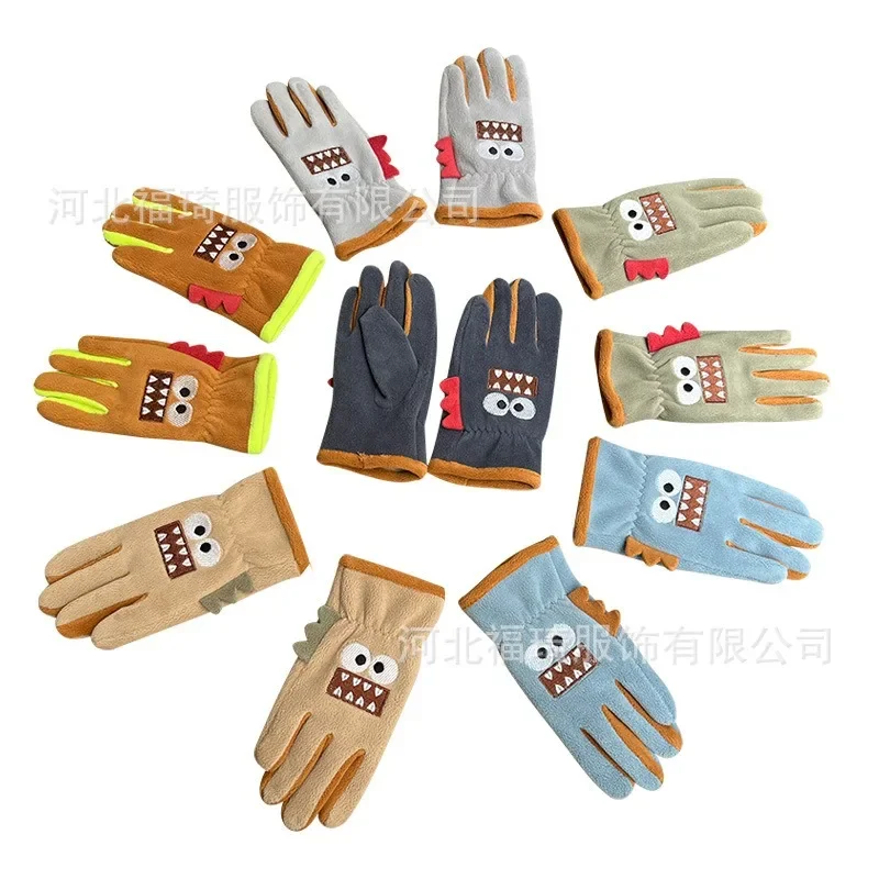 CZHIYAO Youngsters Thermal Glove Touchscreen Compatible for Boys Girls Cold Weather,Outdoor Activities,Young Cyclists,Running