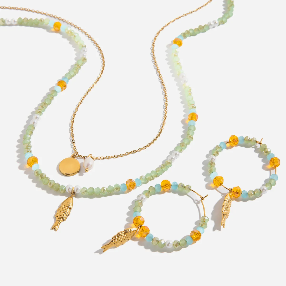 

Close female friend travel photog. necklace set | stainless steel gold-plated | fish pearl charm | ocean style Beach Prop Acc