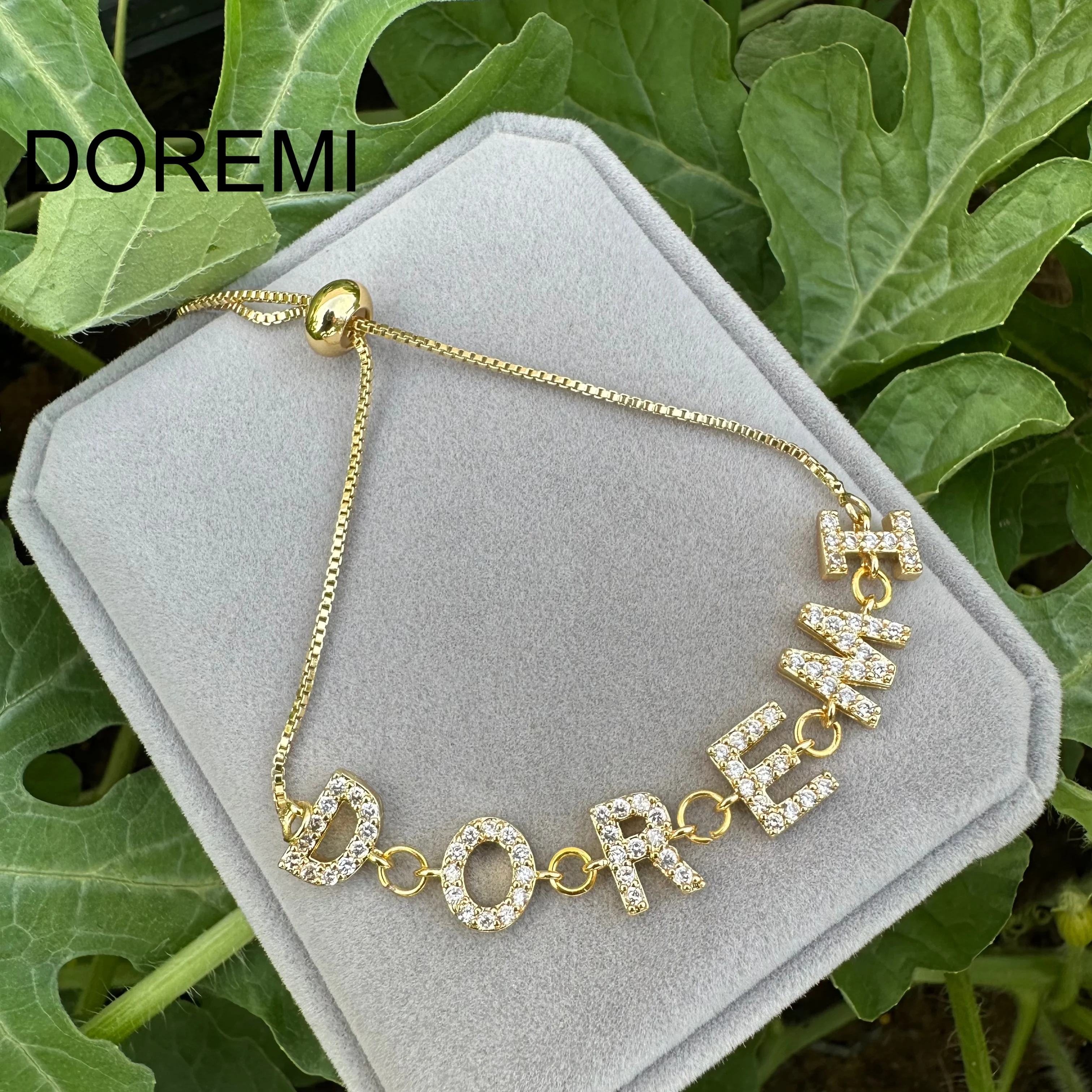 Doremi Diamant Buchstaben Alphabet Armband zierlich 26 Buchstaben Initial Charm Armband Gold Schmuck Anfangs buchstabe Zirkon Name Armband