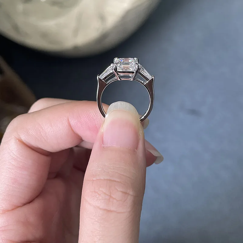 Platinum 950 3CT Asscher Cut Lab Grown Diamond Engagement Ring IGI Certified DEF VS-VVS Three Stone Tapered Baguette Design