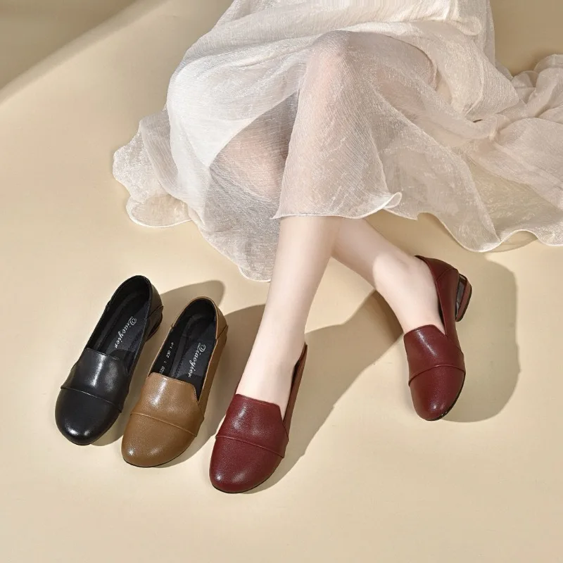 

New 2026 Soft Leather Slip-On Women's Shoes round Toe Double Wear Thick Heel Comfortable Flat Bottom Bean Shoes Spring Season