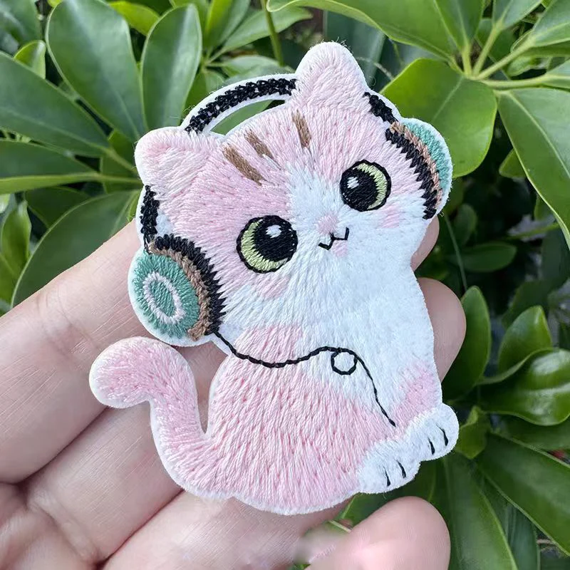 4-teiliges Katzen-Stickerei-Patch mit Kopfhörern für Kleidung, Rucksack-Zubehör, zum Aufbügeln, DIY-Aufkleber, Reparatur, Basteln – Detail 2