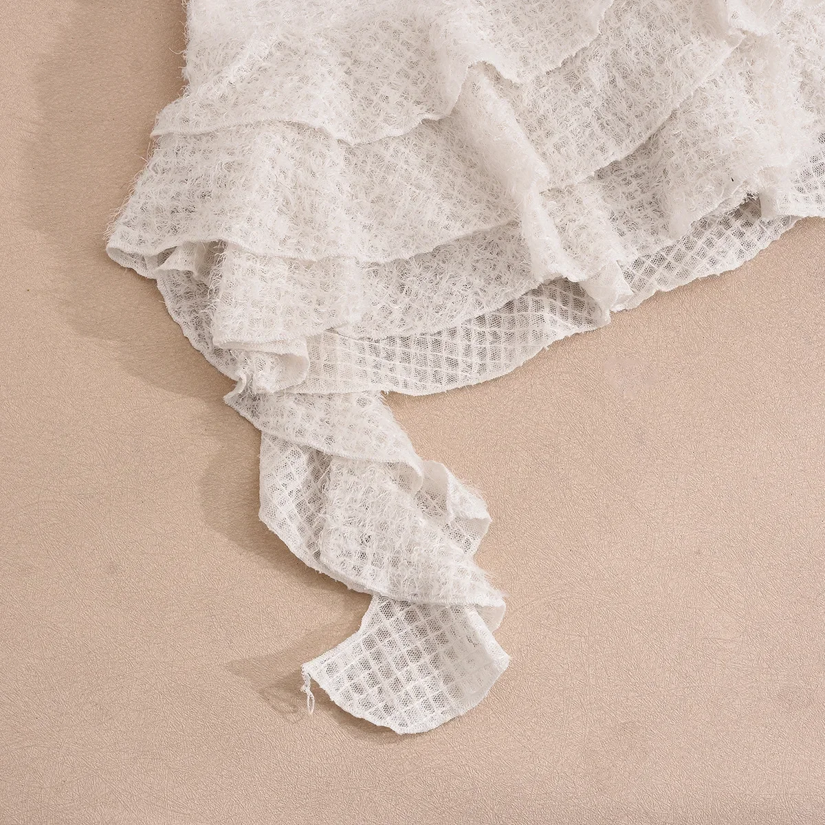 Vestido de punto con volantes y cuello Halter para mujer, minivestido de noche con falda de burbuja, Sexy, ceñido al cuerpo, ajustado, para vacaciones, con espalda descubierta