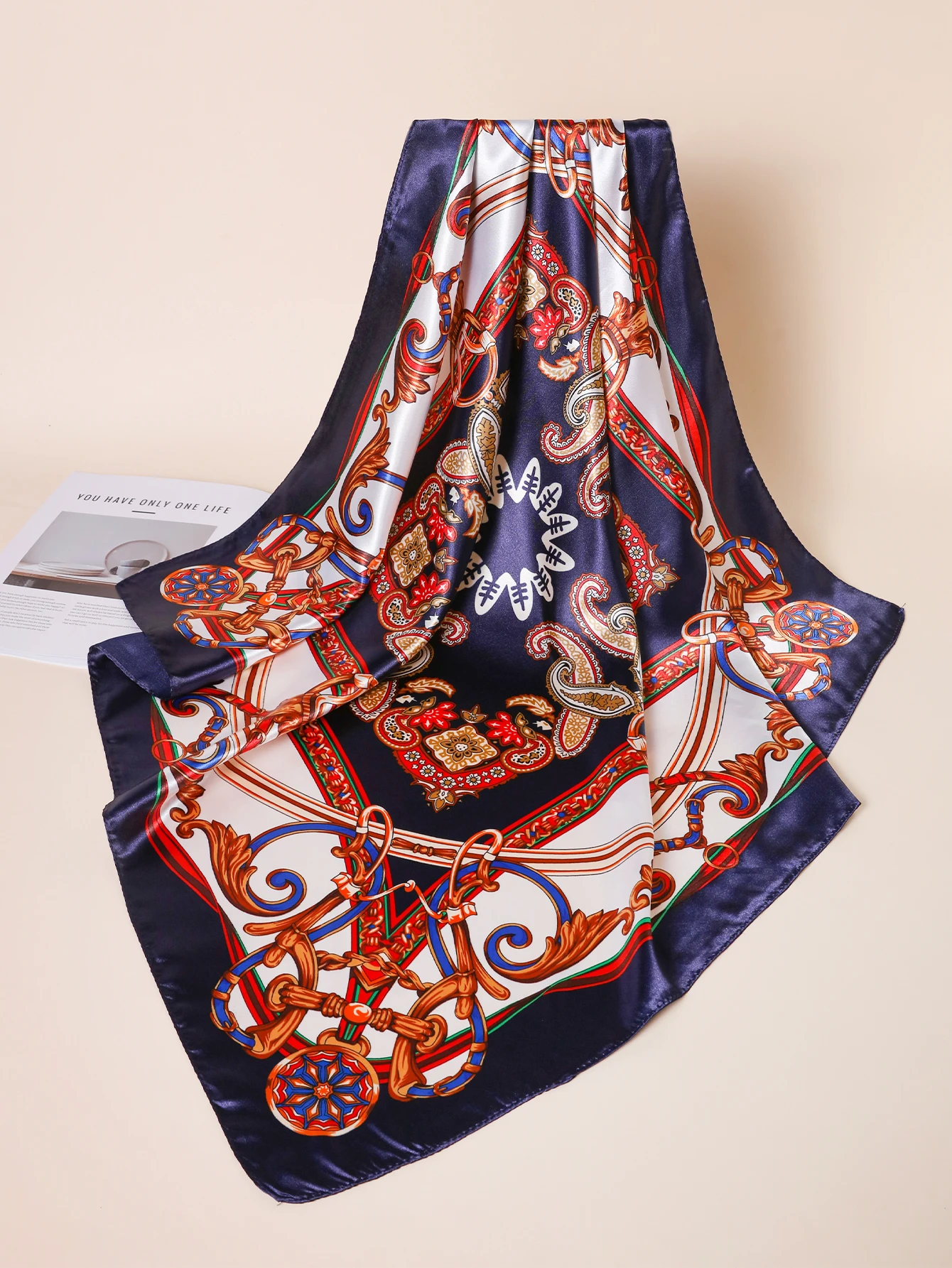 新ブランドプリントヘッドバンドスカーフ女性ファッション 90*90 センチメートルシルクサテンヒジャーブバンダナ Neckerhicef 日焼け止めショールラップスカーフ