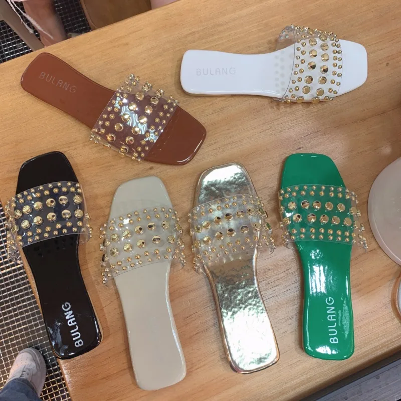 

Летние модные универсальные удобные шлепанцы с заклепками и квадратным носком, сандалии, женские тапочки