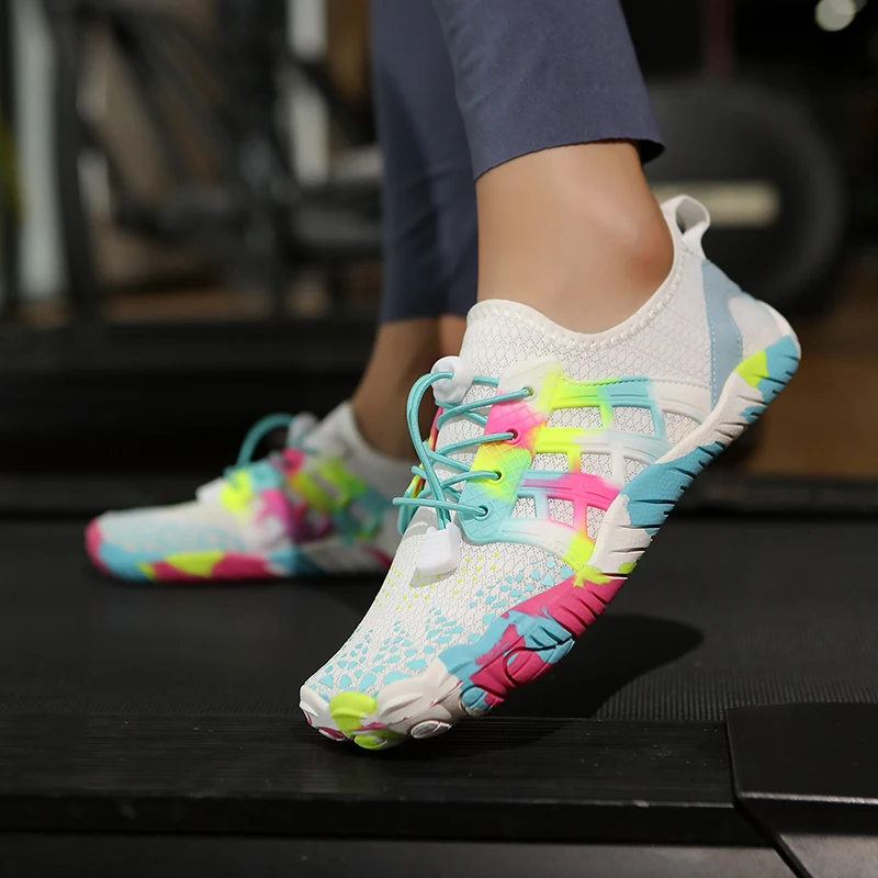

2026 Water Shoes, Non-Slip, Quick-Drying, Swimming Beach Shoes, Women's Fitness Sports Cycling Running Shoes, Outdoor Mountaineering and Rock Climbing Shoes
