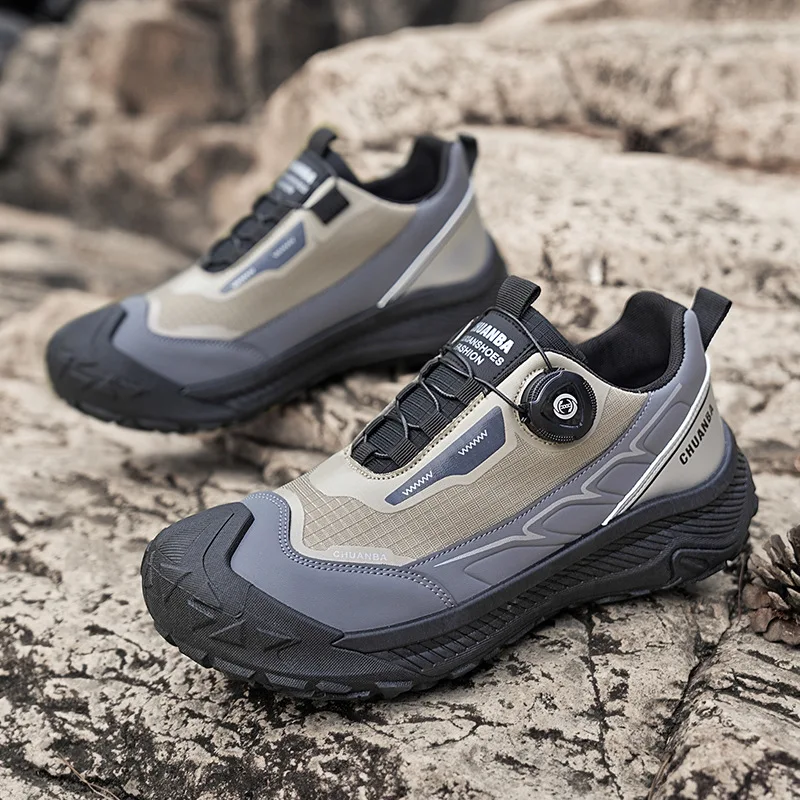 

Men's Large-Sized Outdoor Hiking Shoes Casual Sports Thick Soled Running Shoes Comfortable Breathable EVA Upper Rubber Sole
