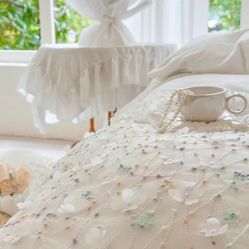 Flowers Lace Ruffles Patchwork Velvet Fleece Duvet Cover Set Bed Skirt Bedspread Bed Sheet Pillowcase French Wedding Bedding Set