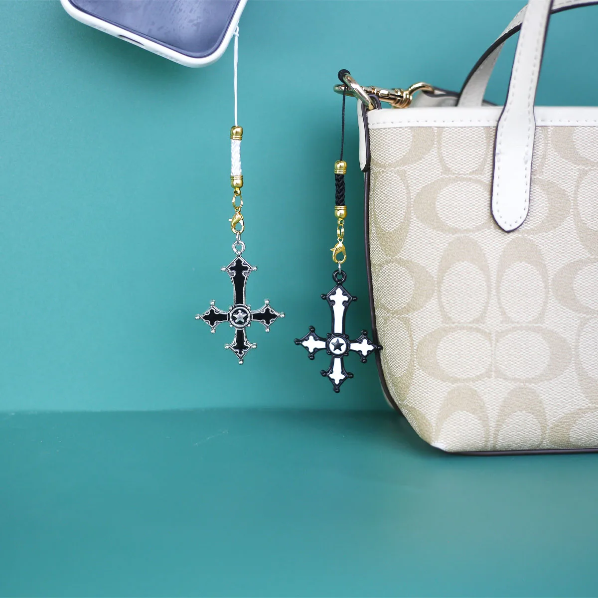 

Mobile Phone Lanyard Chain Pendant Decoration Five Pointed Star Cross Lady Bag Decoration Keychain Pendant Camera Pendant