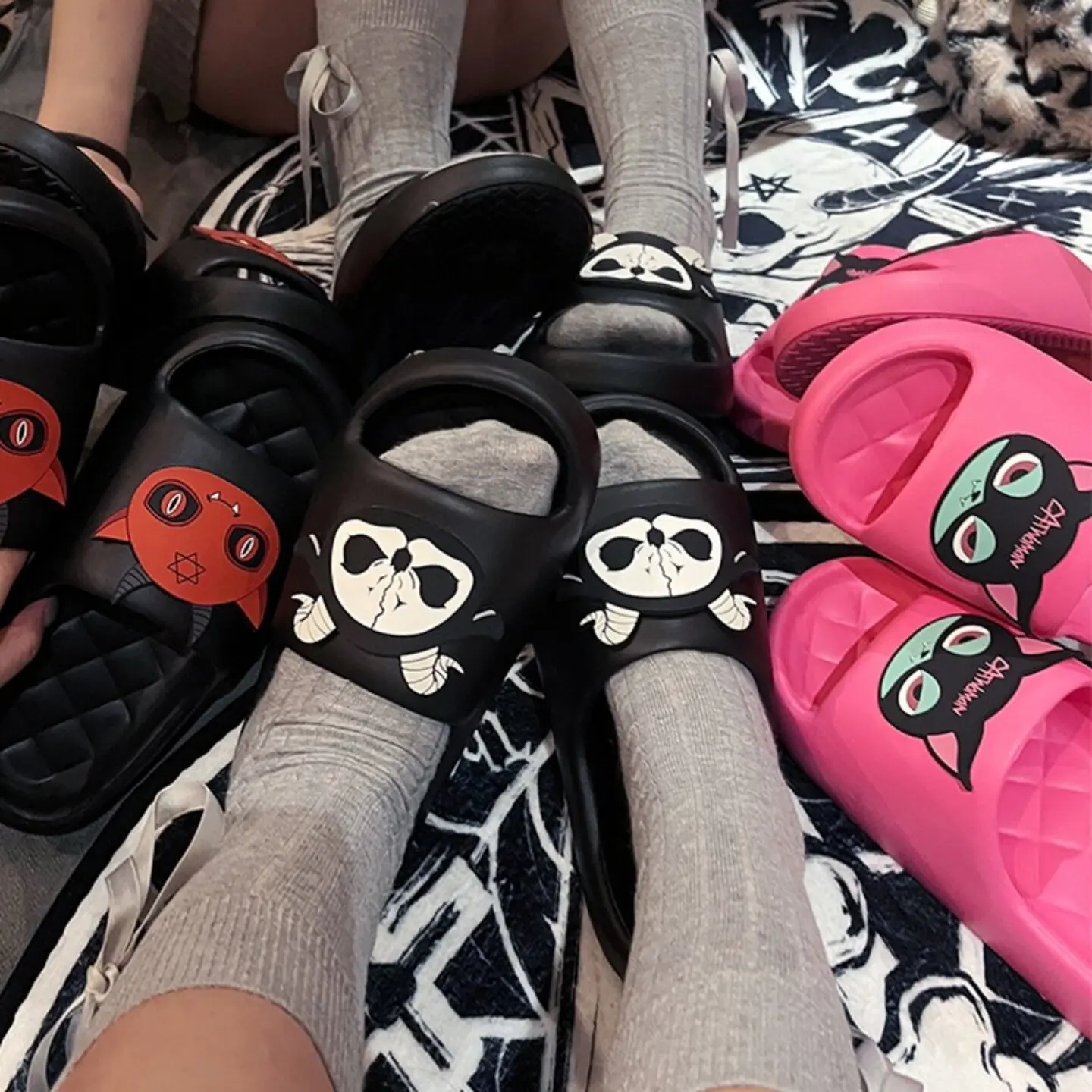 

Original Gothic Bathroom Bath Slippers Subculture Thick Bottom Flat Bottom Cool Slippers Eva Step on Shit Feeling Four Seasons