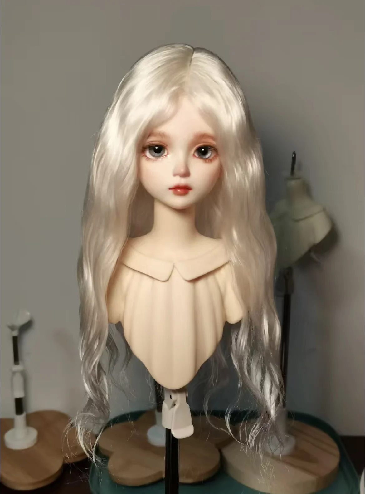 

Hair For Doll 1/4 BJD Accessories Long Curly Wig Free Shipping