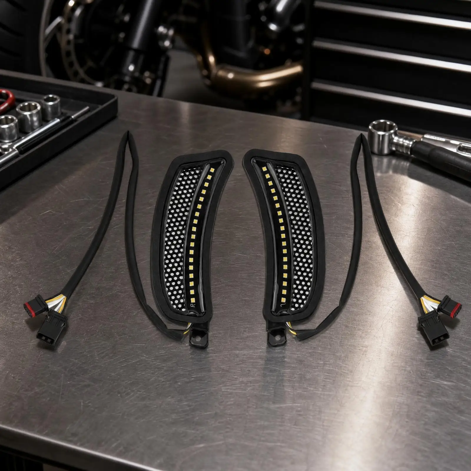 Harley Softail Fairing Vent Light High-Power LED Low-Motorcyclist Style Sports Tourer Vent Ledlamps-and-Play Wiring Harness
