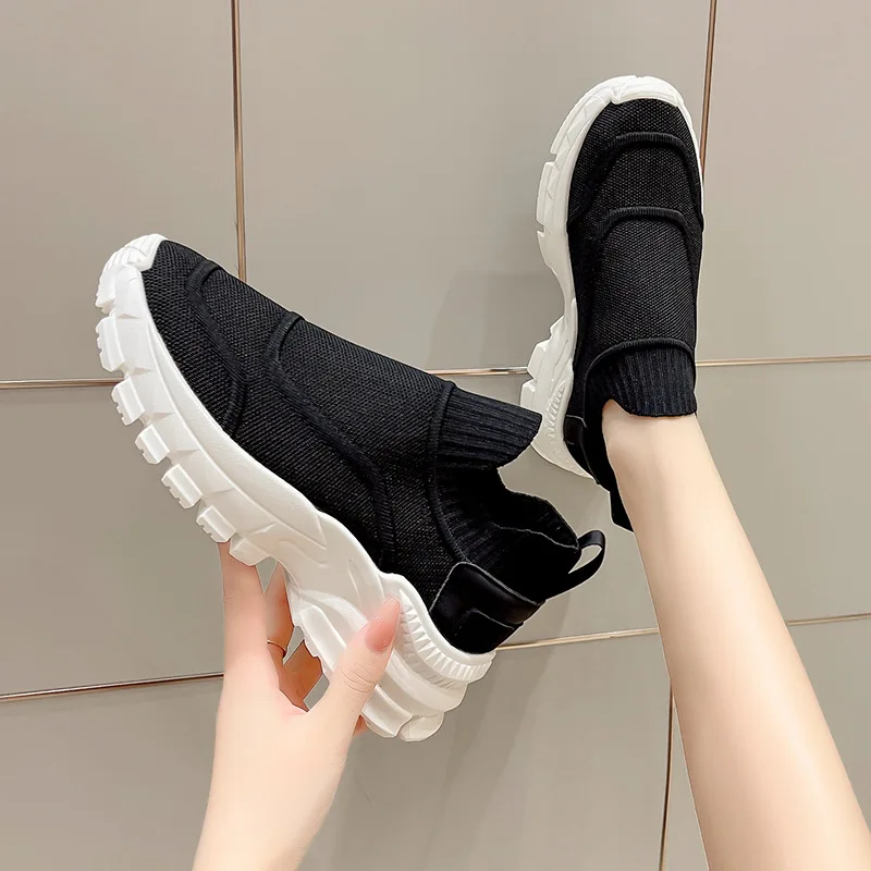 New Comfortable Women's Sneakers Spring Outdoor Casual Slip On Ladies Solid Color Sports Running Shoes Breathable Walking Shoes