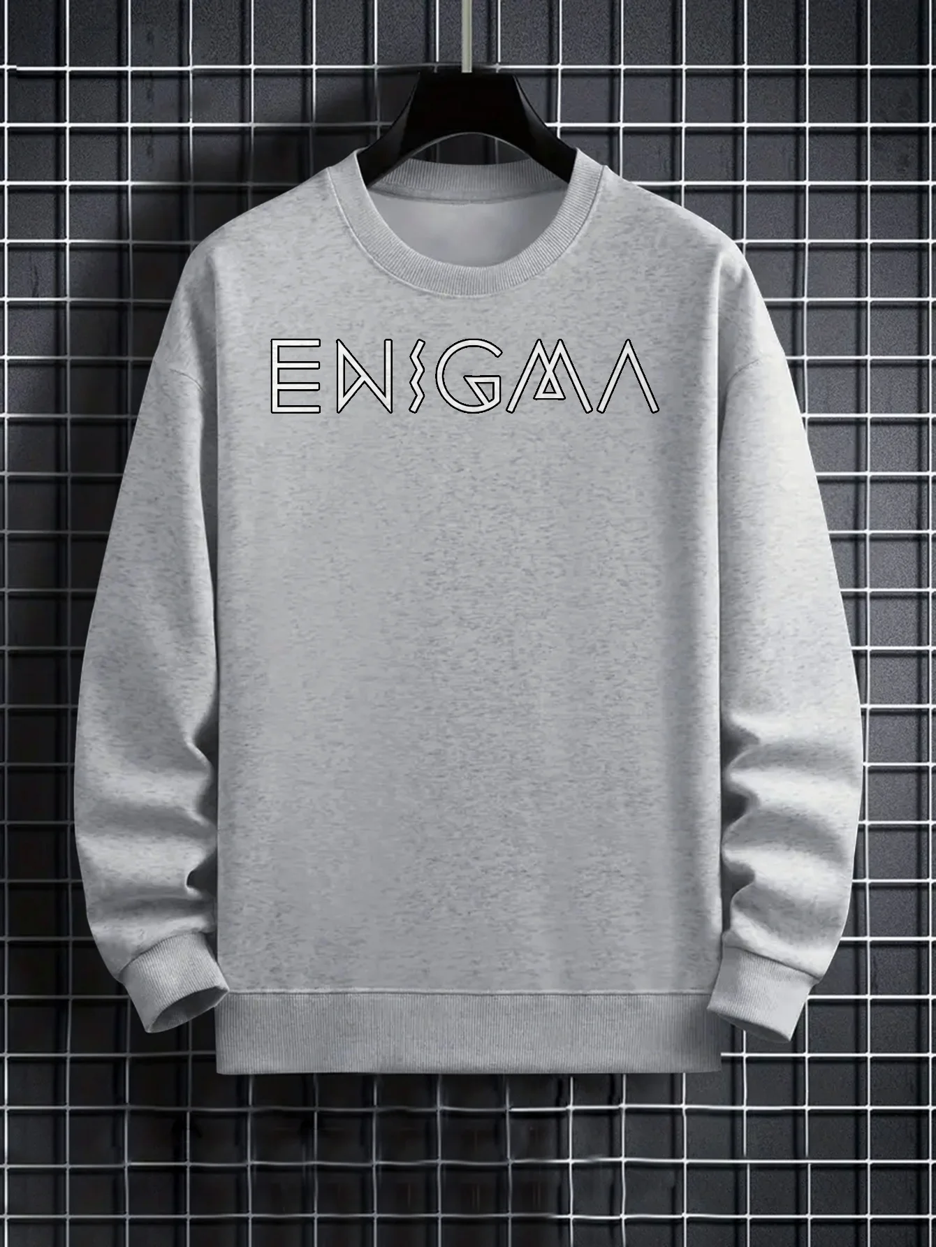 

Мужская повседневная толстовка из полиэстера с круглым вырезом и графическим принтом «ENIGMA» — серая, с длинным рукавом, стандартного кроя