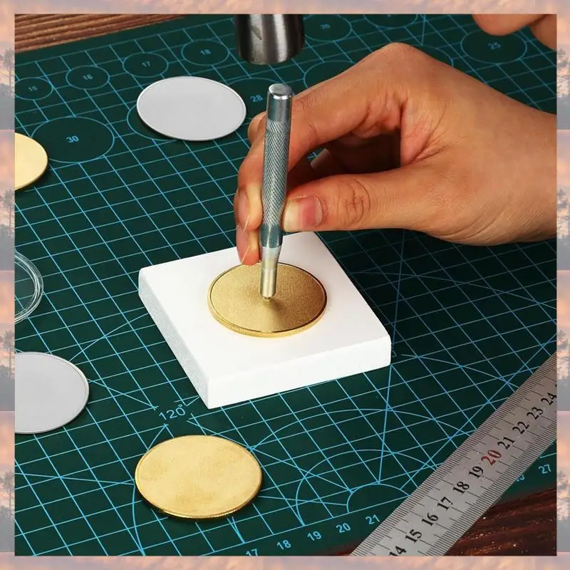 

2025 Trend 20 Pieces Blank Coin Threaded Edged 40 Mm With Acrylic Protection Box Laser Engravable Pattern Easy Install (Gold+Sil