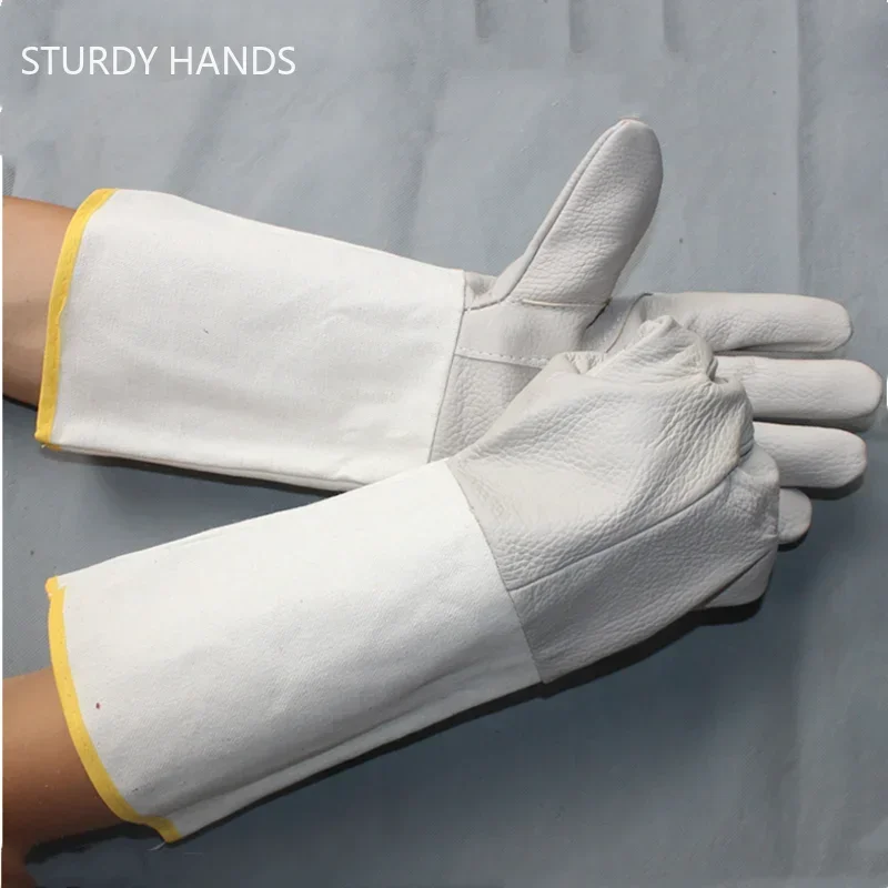 One Pair Lengthen Fireproof Heat Resistant Cow Leather Gloves Welding Work Gloves Protective Gloves for Welders Against Scalding