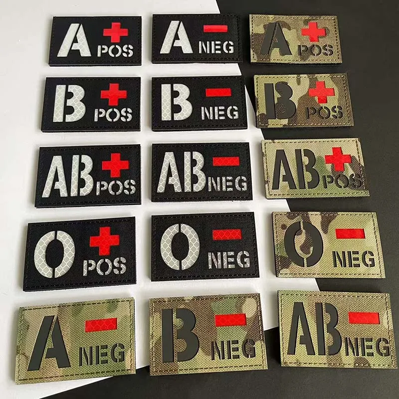 IR reflectante sangre tipo A B AB O NEG POS emblemen brazalete pegatinas, insignias tácticas gancho y bucle parche que brilla en la oscuridad en la mochila