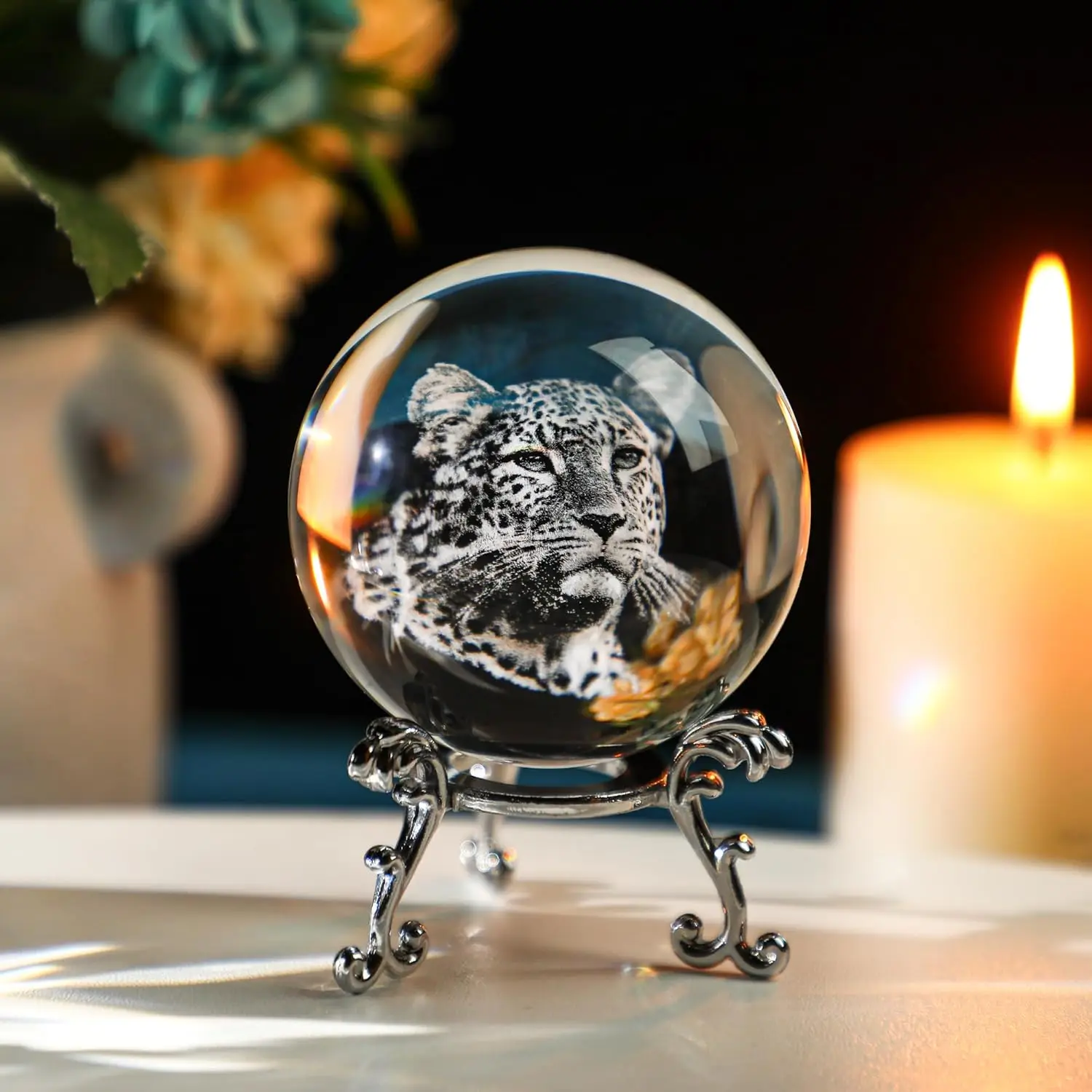 

6cm Cheetah Crystal Ball 3D Laser Engraved Decorative Ball with Metal Base Leopard Model Figurine Home Decoraion Gifts for Man
