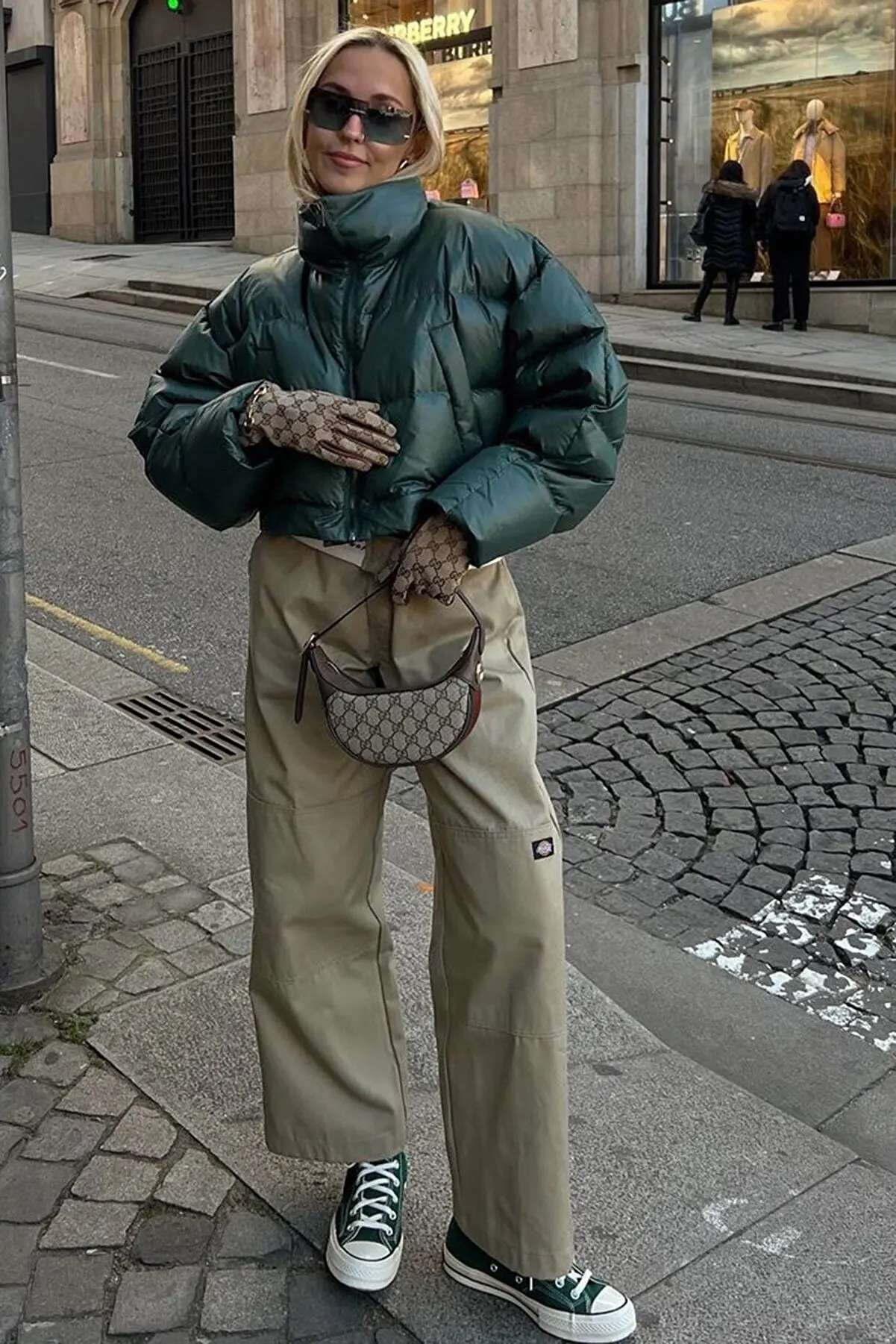 2023 Model Daily Dark Green Zipper Detail Shortable Inflatable Coats Women Long Coat Winter Clothes Inflatable Jacket Keep Warm