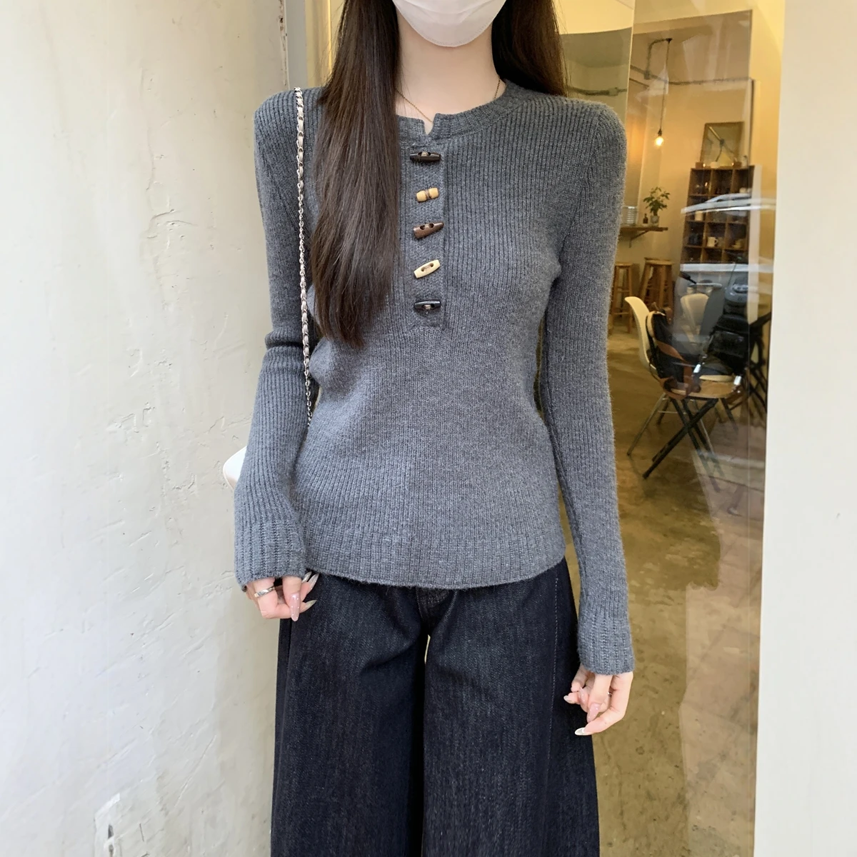 

Korean Sle Women's Knitted Sweater with Button Design Autumn Winter New Arrival Base Layer Inner Wear Ele Open Cardigan...