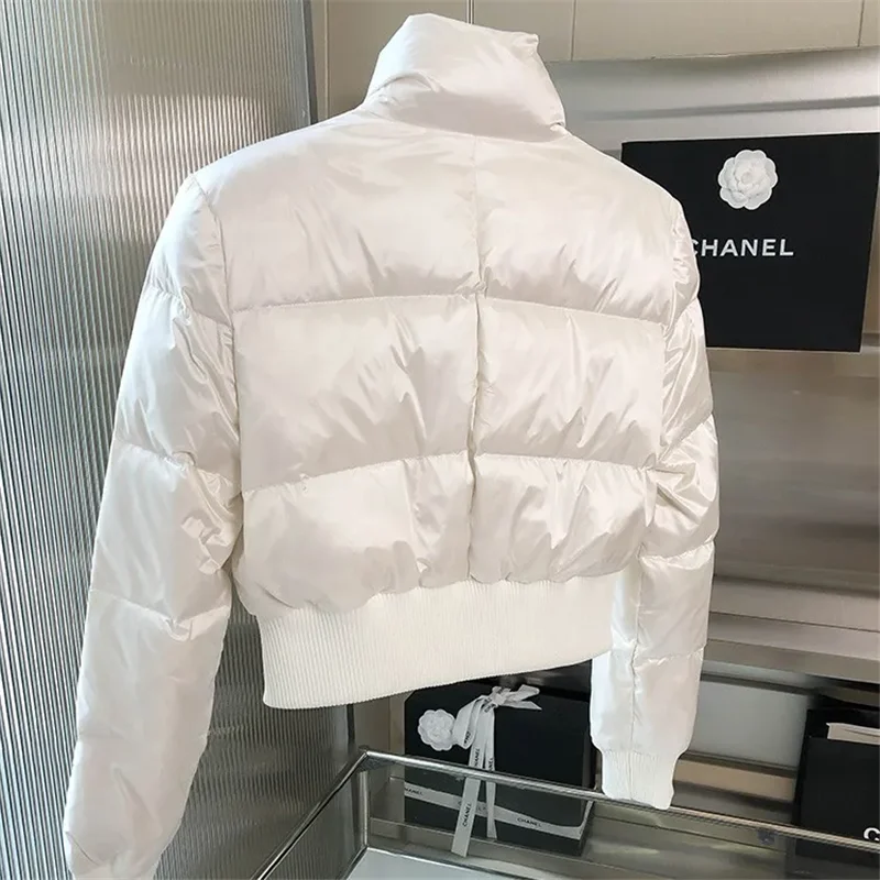 Chaqueta corta de algodón grueso para mujer, abrigo informal holgado de color puro, prendas de vestir exteriores blancas, otoño e invierno, 2024