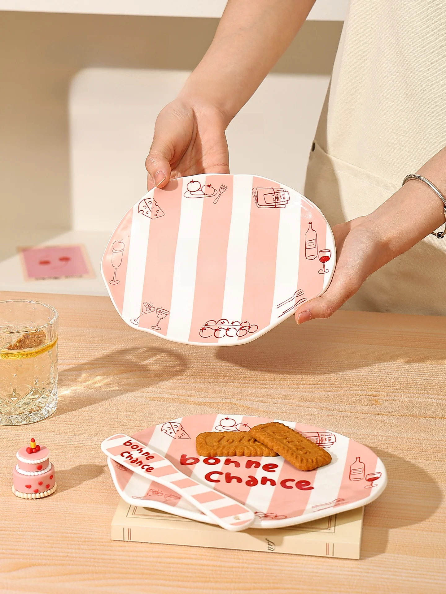 

Круглая тарелка для завтрака, салата, тостов, десертов, стейков, закусок, с ножом для масла, милая круглая тарелка для микроволновой печи