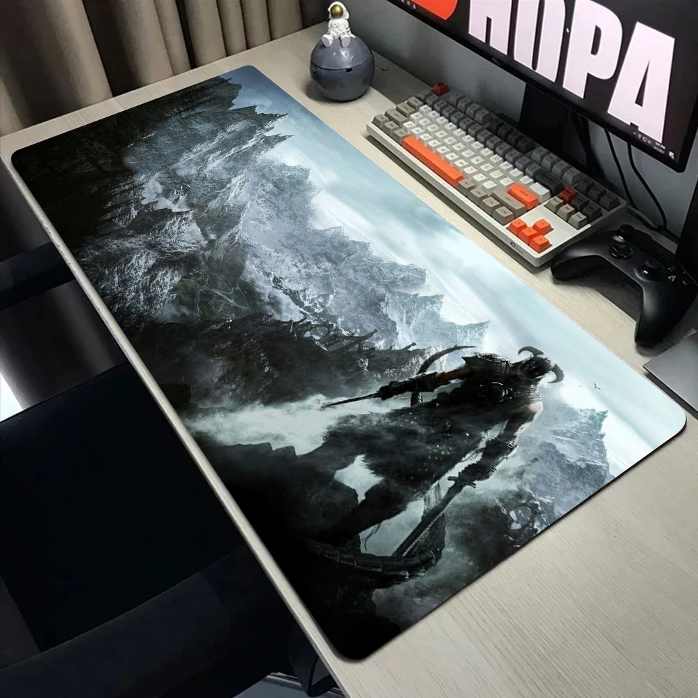 Skyrim لوحة ماوس ألعاب كبيرة 900x400 لوحة ماوس كمبيوتر ألعاب الكمبيوتر المحمول ماوس حصيرة مكتب Mausepad XL سيليكون لوحة المفاتيح حصيرة مكتبية