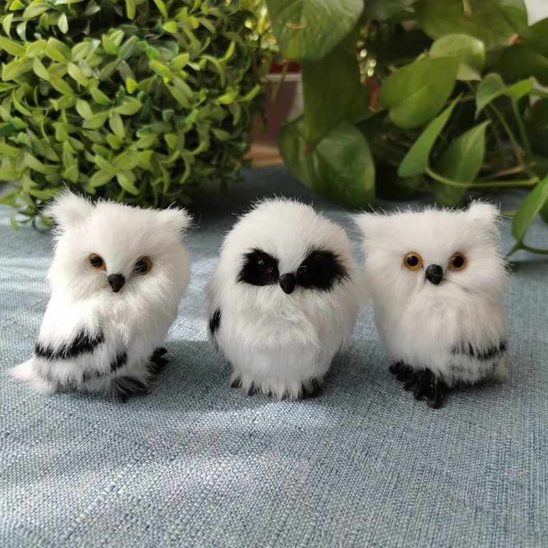 Owl Exquisite Ornament Cute Lovely Furry Christmas Bird Ornament Decoration Adornment Simulation for Home Decor Gift 5*4.5*7Cm