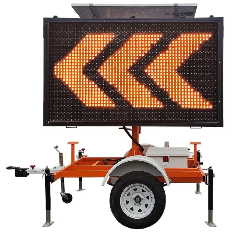 Solar mobile trailer traffic information board