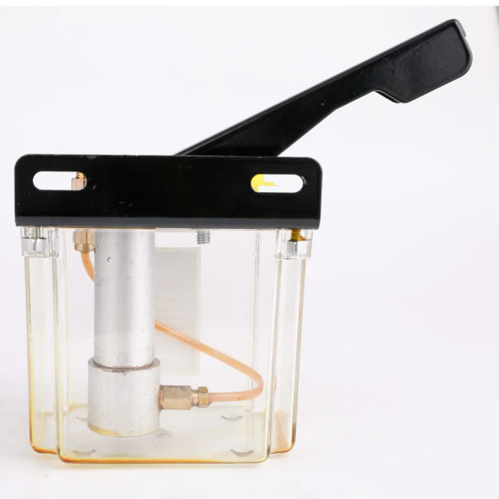 Lubrication Pumps Hand Pressure Oil Pump HP-5 Hand Pressure Oil Pump Capacity 0.8L For Machine Tools Or Machining Center