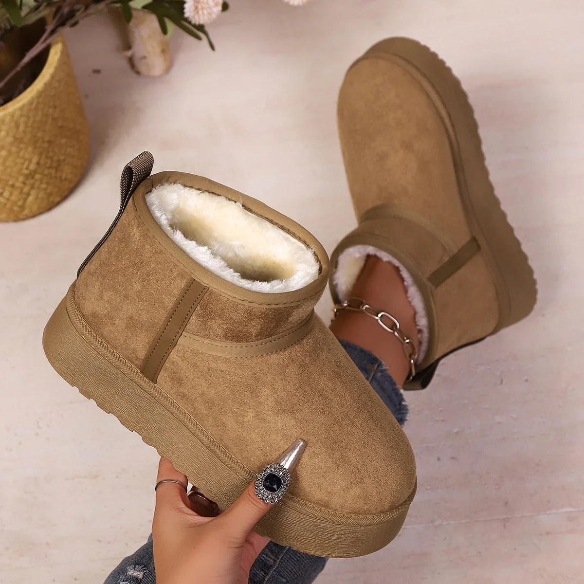 

Winter Trendy Women Snow Boots Thick Sole Fashion Boots Warm Plush Non-slip Mid-top Boots Thickened Fluff Solid Women Shoes