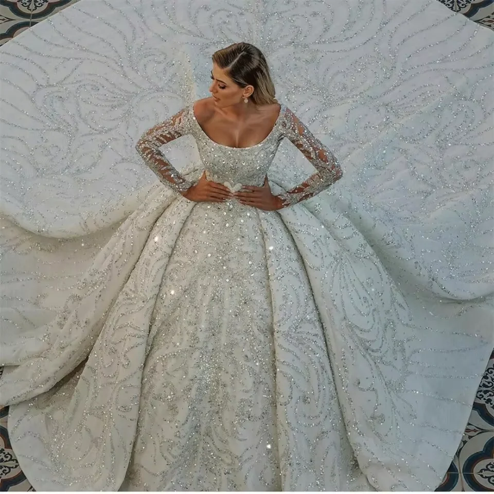 Plus Size Middle Eastern Wedding Dresses Ball Gown Long Sleeves Beaded Luxury Saudi Arabia Dubai Bridal Wedding Gowns Customized