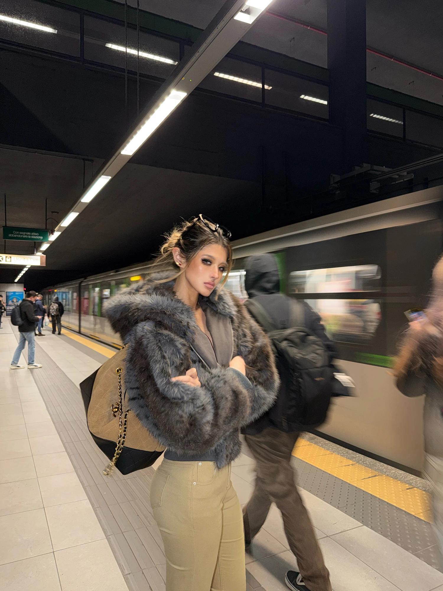 

Ultra-Thi Hooded Fur Jaet Iceberg Snow Leopard Pattern Eco-Friendly ort Coat Women's Casual Sle Long Sve Loose Fit