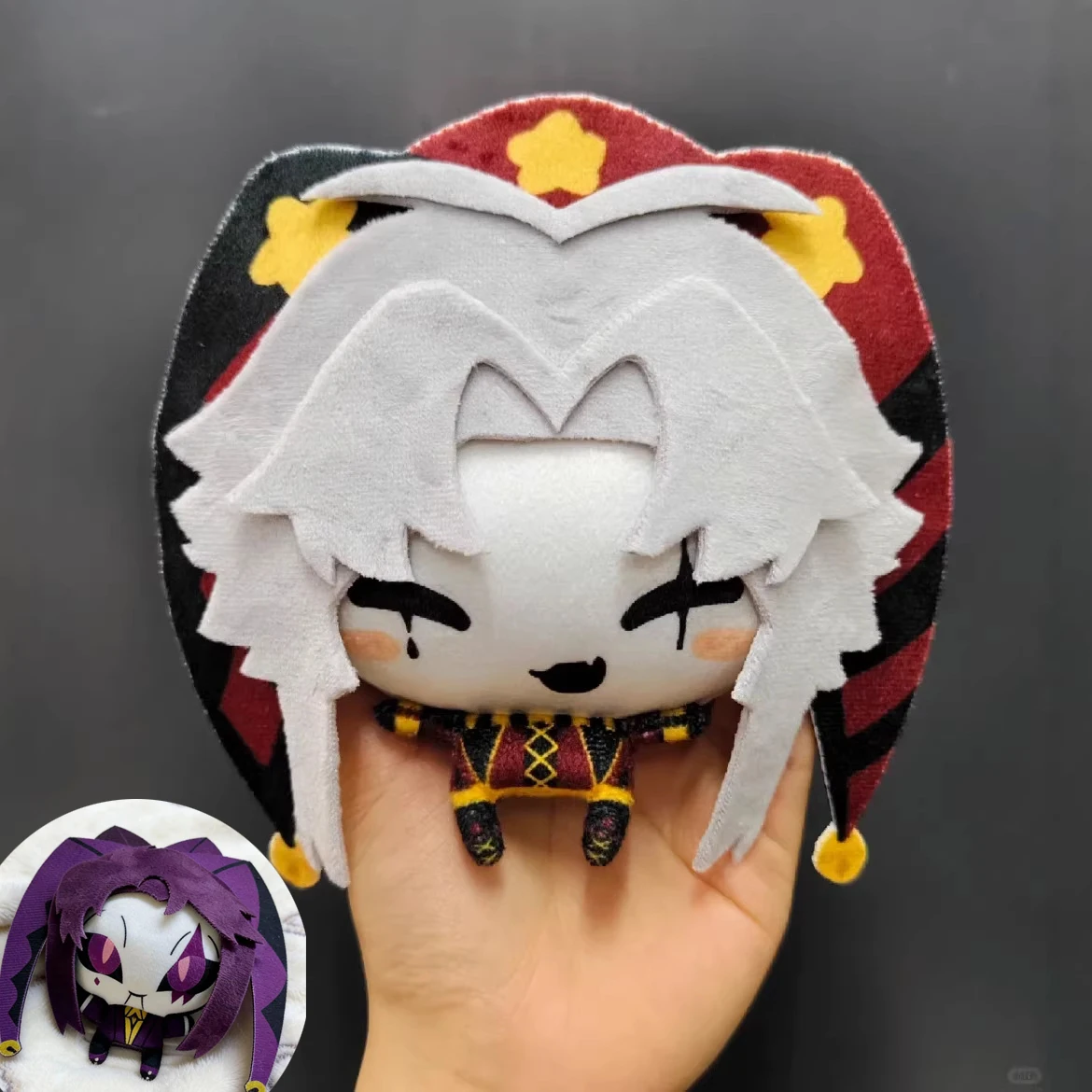 

10cm Stuffed Anime Freak Pierrot Jester Plushie Toys Peripherals Pierrot Doll Backpack Decorative Pendant Keycahin Gifts