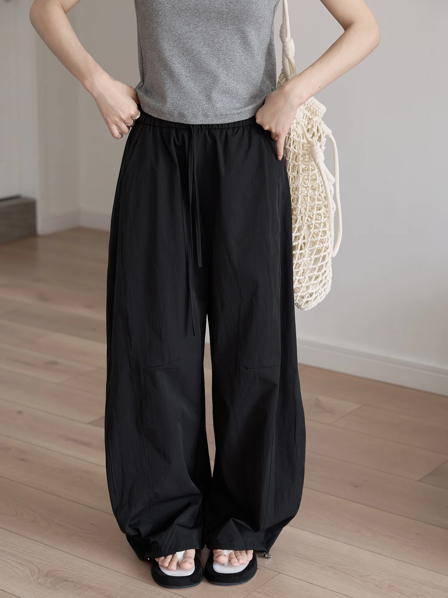 

Черные повседневные свободные брюки с широкими штанинами для женщин, летние, тонкие, с эластичным поясом, в стиле карго, на шнурке, в стиле комбинезонов