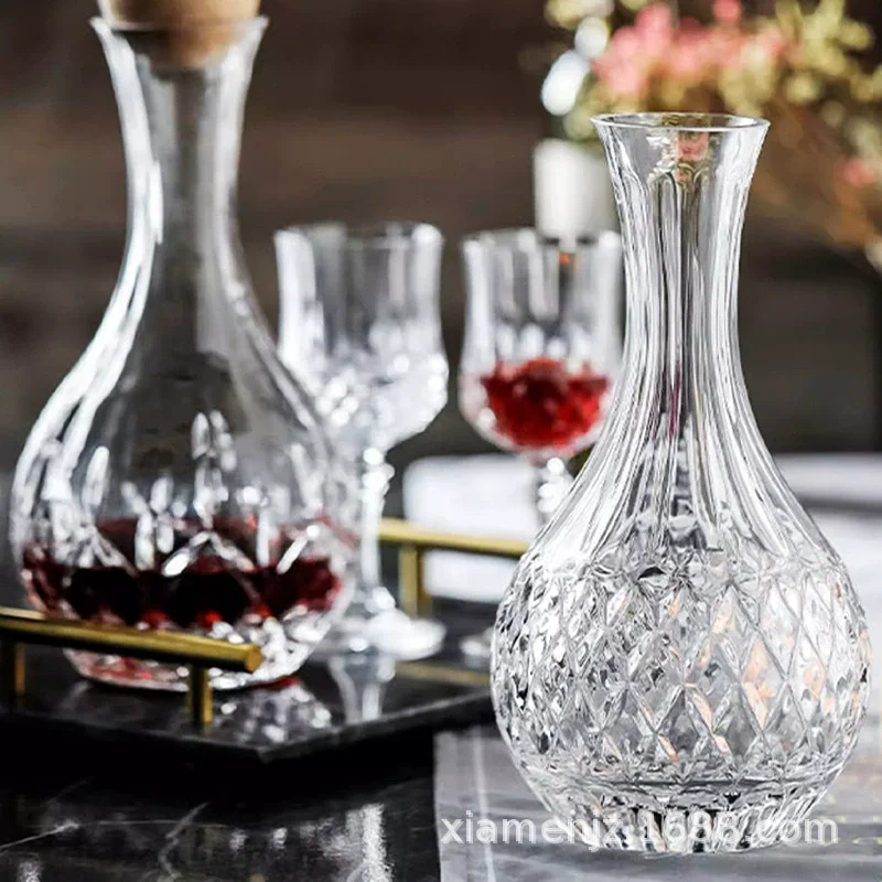 Lead-Free Glass Whiskey Decanter with wood Stopper Barware, Liquor Glass Alcohol Bottle, 1000ml