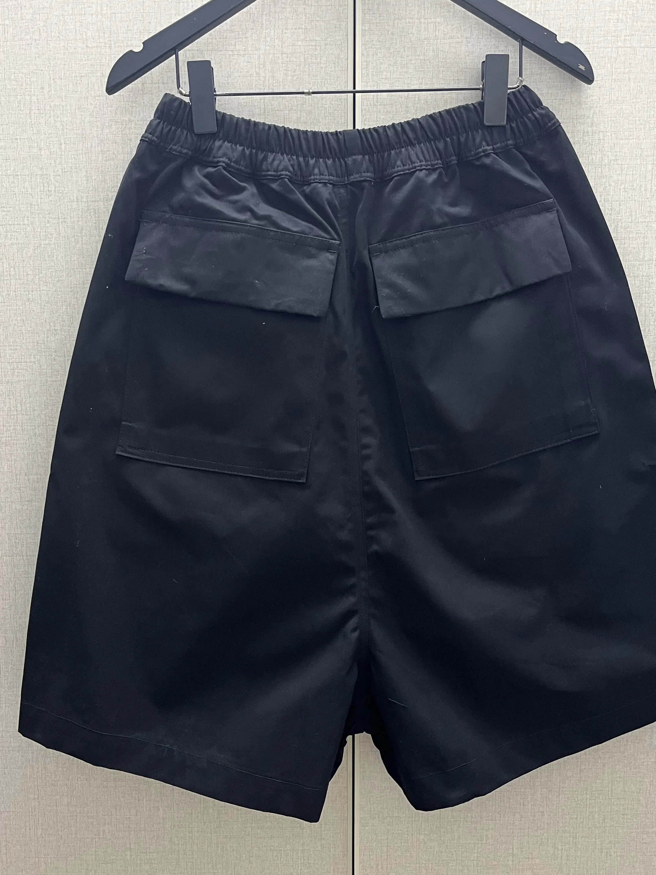 Men's Designer Dark RR Streetwear Shorts, Elastic Waist Loose Fit 5-Inch Pants, Summer Casual Mid-Length Bermuda Shorts